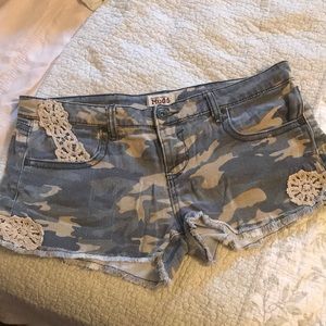 Mudd size 15 XL Shorts